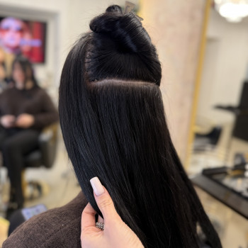 Наращивание волос /Корекция волос
                    Парикмахер Алеся Винница