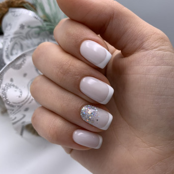 Ніжний нюд — завжди актуально 

   