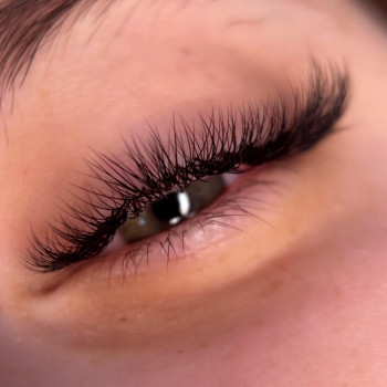 Фото из портфолио мастера Ольга Тичина (лешмейкер, Житомир)