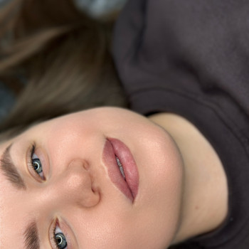 Перманентний макіяж губ
                    Мастер перманентного макияжа Катерина Запорожье