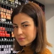 Перукар-колорист Адиле Доманицька на Barb.ua