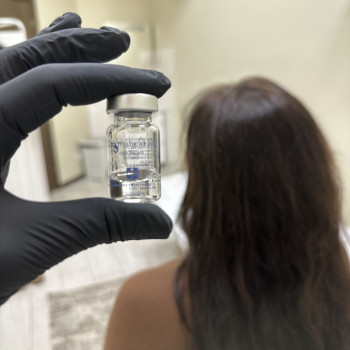 Мезотерапія волосся!
Справляється з випадінням, ранньою сивиною, наповнює волосся вітамінами та над...