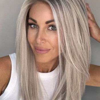 Фарбування волосся у техніці AirTouch