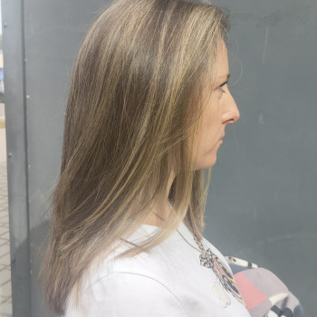 Мелірування волосся
                    Салон краси Мастерская Красоты Кременчук