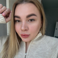 Мастер маникюра  Киев,Ревуцького 40в район Осокорки