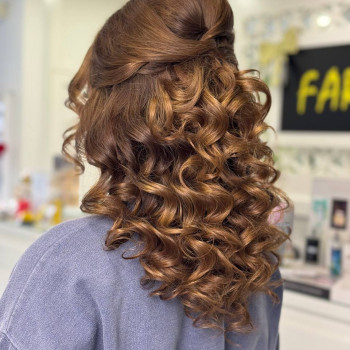 Макияж та зачіска
                    Салон красоты Fargo Киев