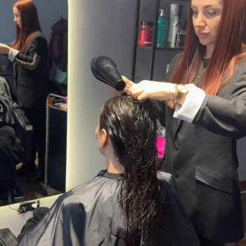 Салон краси кератин, ботокс і холодне відновлення волосся — Київ, Оболонь