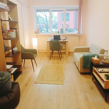 Кабінет на вул. Юнаківа, 9