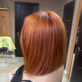 Креативна стрижка волосся
                    Парикмахер-стилист Виталина Ровно