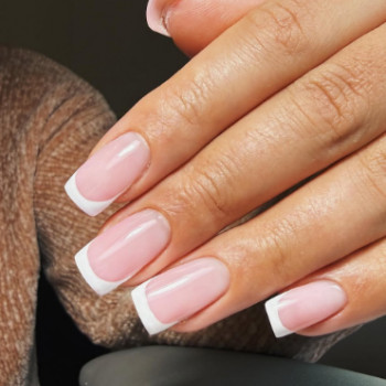 Фото из портфолио мастера Юлия (мастер маникюра, Киев)