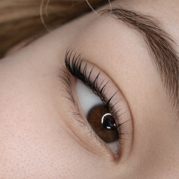 Ламінування вій