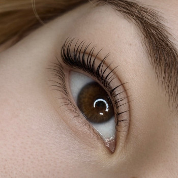 Ламінування вій