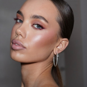 Фото из портфолио мастера Зара Асатрян (визажист, Киев)