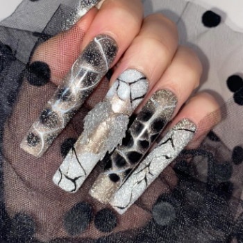 Маникюр на длинные ногти необычный с принтами, фото - Мастер маникюра Анастасия Максюта