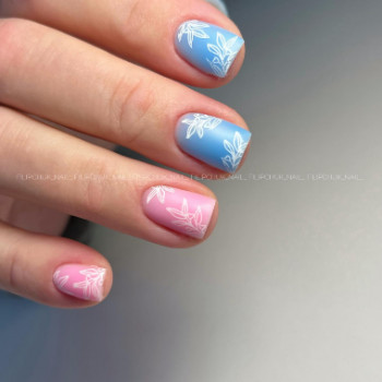 Нежный маникюр с рисунком со стемпингом, фото - Мастер маникюра Светлана Филипчук