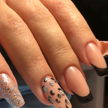 Фото из портфолио мастера Анастасия Чуйко (мастер маникюра, Днепр)