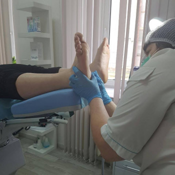 Вирішу твій біль 
Мозолі 
Врослий ніготь 
Бородавка 
Натоптиш, фото - подолог Виктория Викторовна