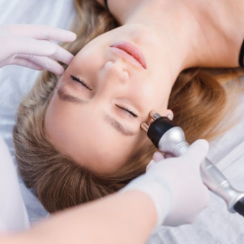 Фото з портфоліо салону NDL (салон краси, Київ)