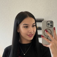 Майстер манікюру София Київ,Харківське шосе, 19а район Соцмісто