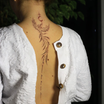 Середнє тату
                    Тату салон TATTOO LAMARCH Одесса