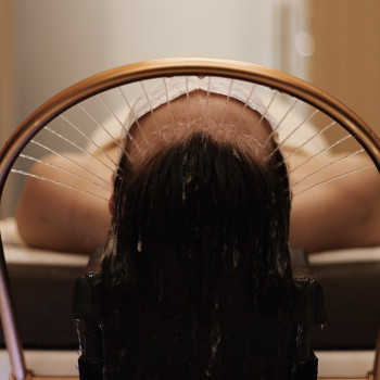 Японське СПА для голови — ритуал глибокого відновлення та гармонії
                    Косметологический центр Клініка естетичної медицини Мирослави Новосільської Ужгород