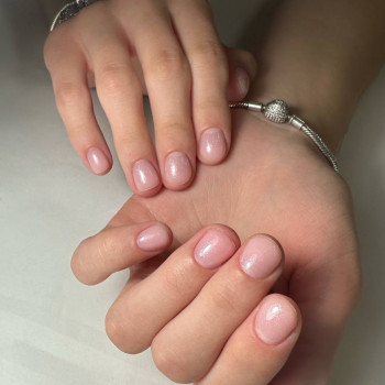 Фото з портфоліо майстра Анна Воробець (майстер манікюру, Чернівці)