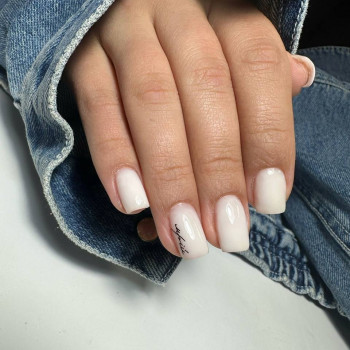 Фото з портфоліо майстра Анна Воробець (майстер манікюру, Чернівці)