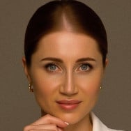 Косметолог Яна Зеленская на Barb.ua