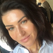 Косметолог Яна Сафронова на Barb.ua