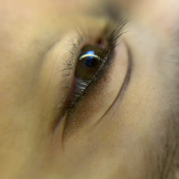 Перманент стрілки з розтушовкою
                    Майстер перманентного макіяжу Дана Вінниця