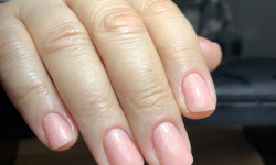 комплекс манікюр ( чисика , покриття ) Майстер манікюру  Львів