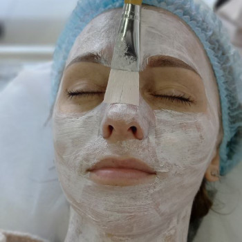 Ультразвукова чистка обличчя+ доглад