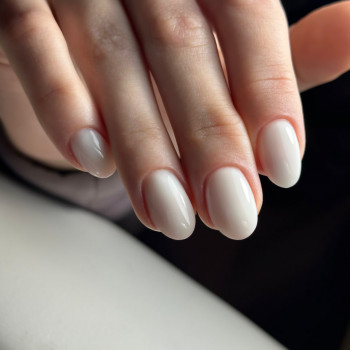 Манікюр + покриття гелем (нюд)
                    Салон краси ВІККІ Рівне