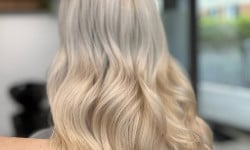 Фарбування Блонд Перукар-колорист Юлия Дніпро