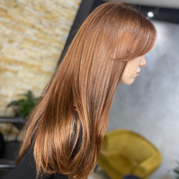 Догляд
                    Перукар-колорист Юлия Дніпро