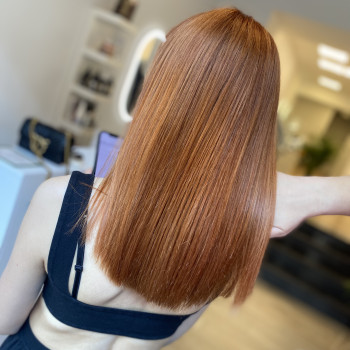 Догляд
                    Перукар-колорист Юлия Дніпро