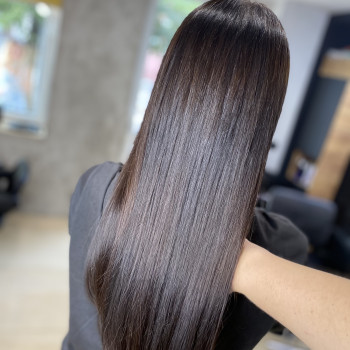 Догляд
                    Перукар-колорист Юлия Дніпро