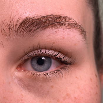 Фото из портфолио мастера Ольга Нестерова (лешмейкер, Днепр)