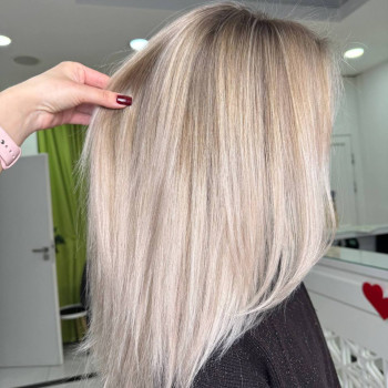 Фарбування волосся технікою Airtouch
                    Салон красоты Fargo Киев