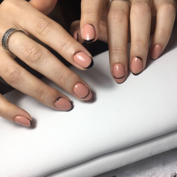 Пакетный формат маникюр (МАКС)
                    Мастер маникюра Мария Киев