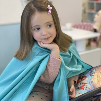 Стрижка дівчаток
                    Салон краси  Бровари