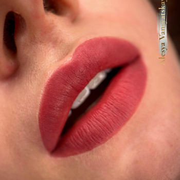 Фото из портфолио мастера Алеся Вансяцкая (мастер перманентного макияжа, Черкассы)