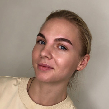 корекція брів