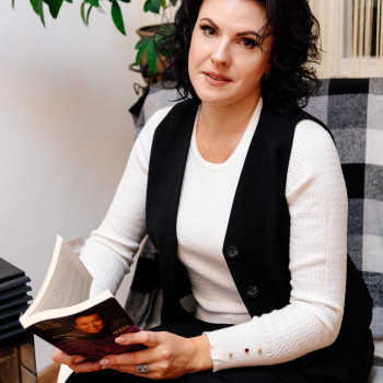 Психологиня и психотерапевт во время работы, фото - психолог Елена Маркова