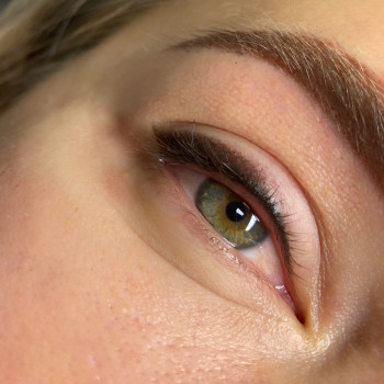 Стрілочка-міжвійка з розтушовкою!