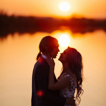 Тату солнце море свадебный маникюр, фото - Свадебный фотограф Анна Шаульская