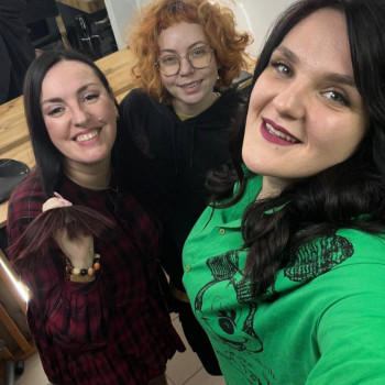 Фарбування безаміачним фарбником
                    Парикмахер Жанна Львов