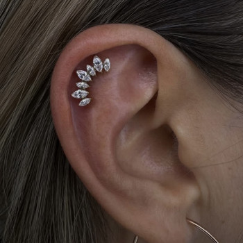 Пірсинг хелікс., фото - майстер перманентного макіяжу Ольга Новікова