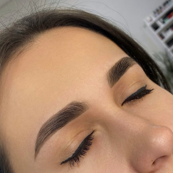 Фарбування та корекція брів
                    Мастер перманентного макияжа  Хмельницкий