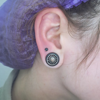 Фото з портфоліо майстра Наталія Васіліна (майстер з пірсингу, Харків)